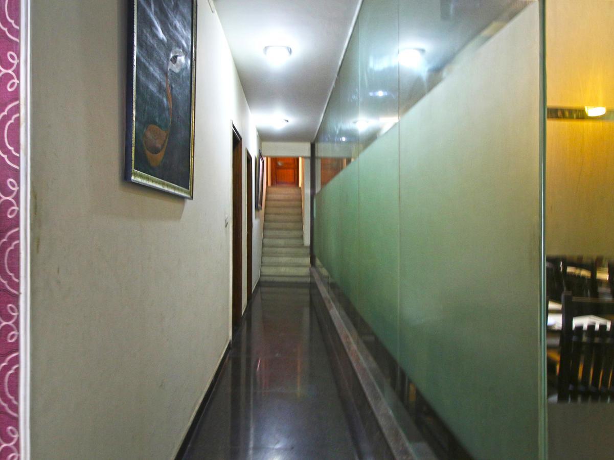 โรงแรมออสการ์ นิวเดลี ภายนอก รูปภาพ